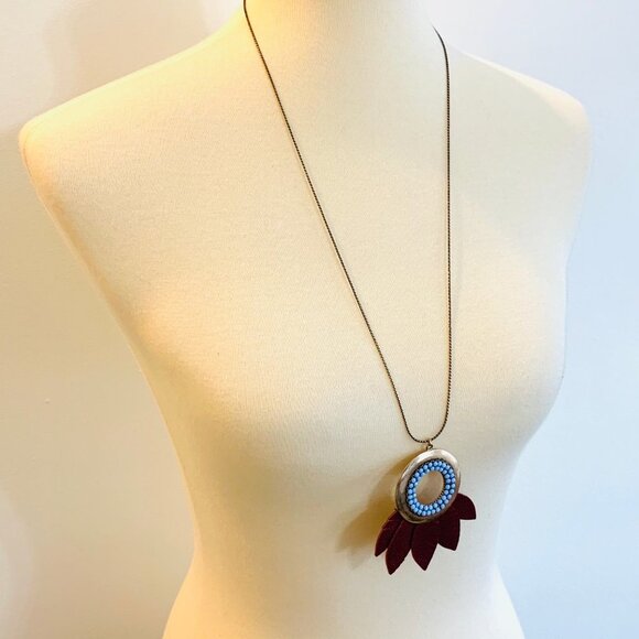 Gold Stone + Leather Pendant Adjustable Necklace - Picture 4 of 8